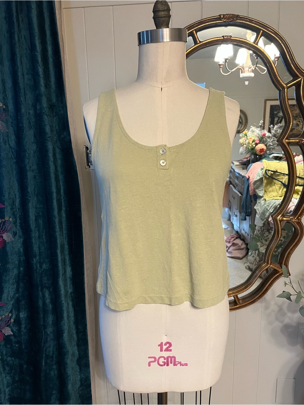 Beige cotton/linen Tank w/ shell buttons by Madewell